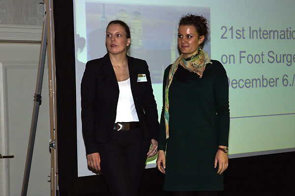 Dr. Stefanie Kriegelstein (li.) und Dr. Katharina Keller wurden mit dem GFFC-Reisestipendium 2013 ausgezeichnet.