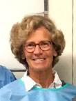 Dr. med. Angela Simon